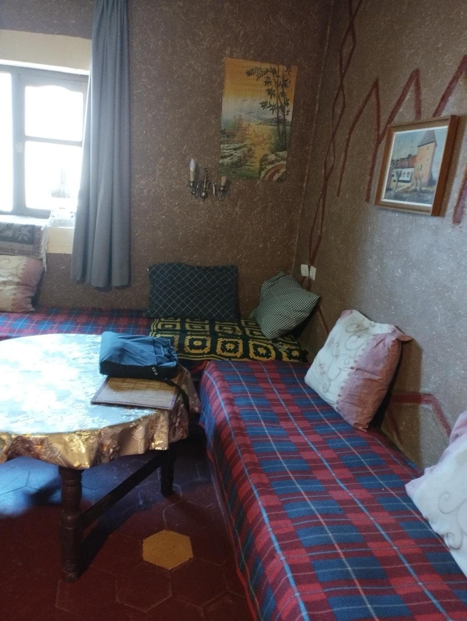 Auberge Hostel Traditionnel 廷吉尔 外观 照片