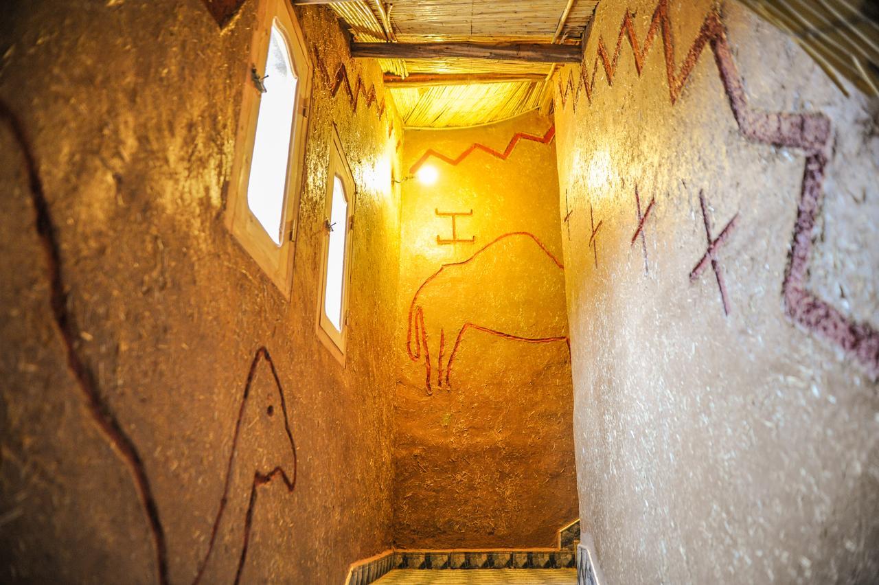 Auberge Hostel Traditionnel 廷吉尔 外观 照片