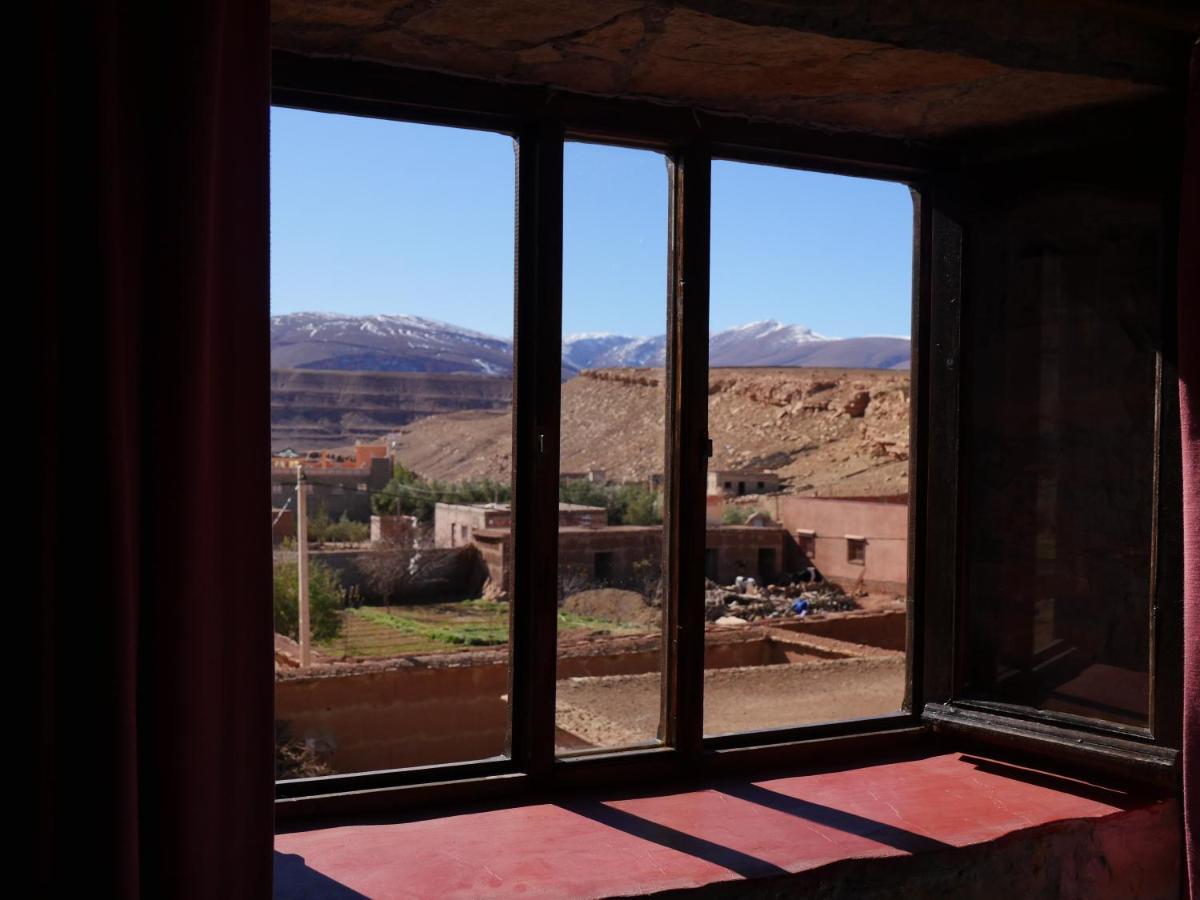 Auberge Hostel Traditionnel 廷吉尔 外观 照片